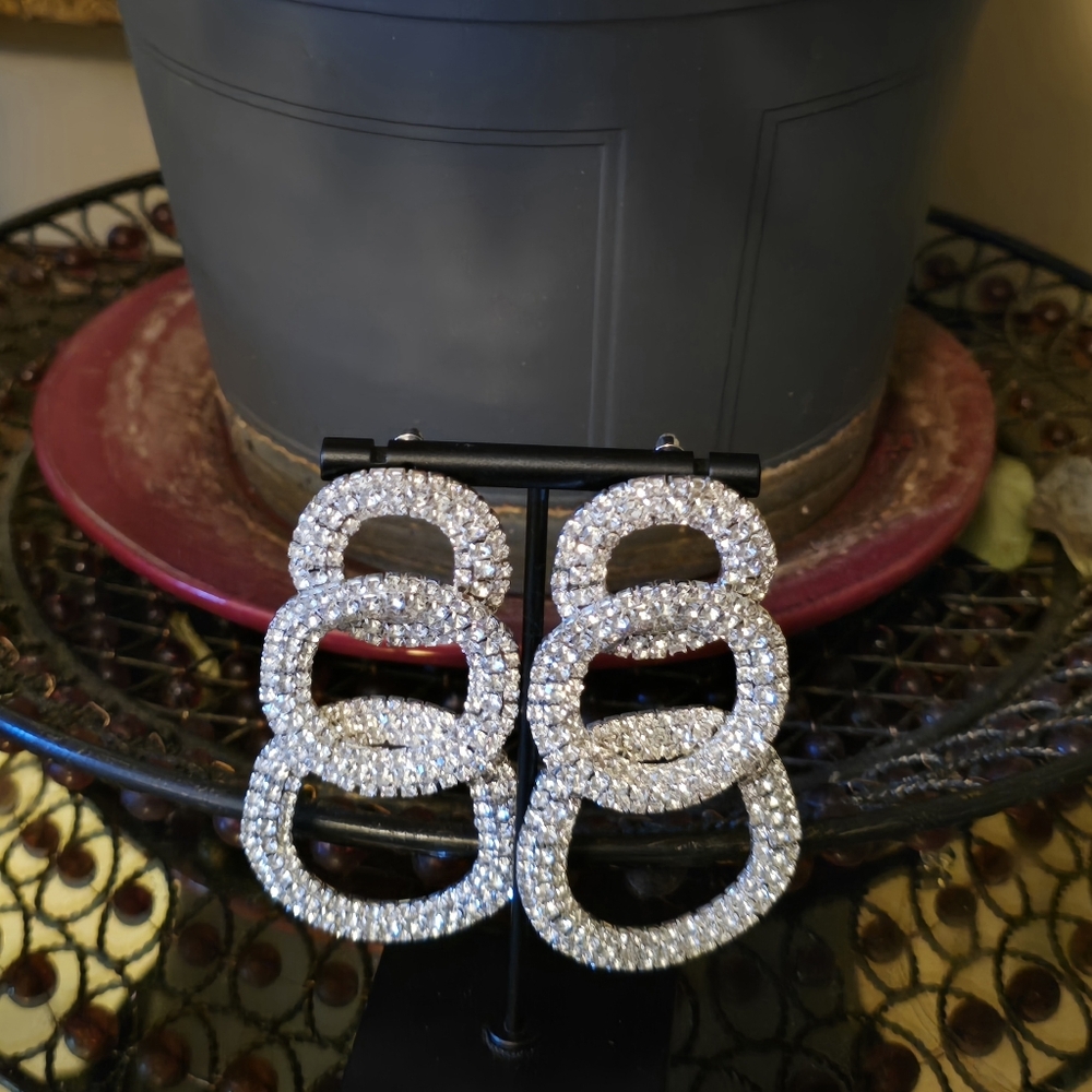 Dazzling Triple Circle Statement E. Earrings - - image 4